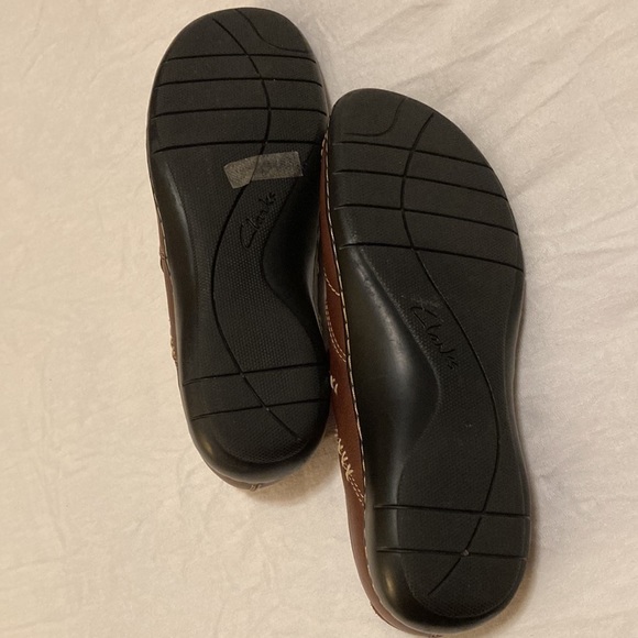 2 for $60 Clarks Slip On Loafers Women's Size 8 Bendables Sixty Delta Leather - Picture 9 of 16